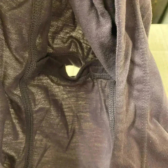 Nike Dri-Fit purple hooded running shirt - Picture 4 of 10